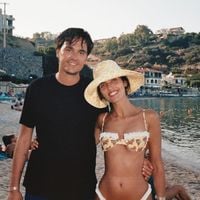 Alain-Fabien Delon & Laura Bensadoun, une nouvelle vie comblée avec leur fille Romy
