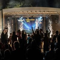 Julien Lepers : De star télé à animateur dans les campings